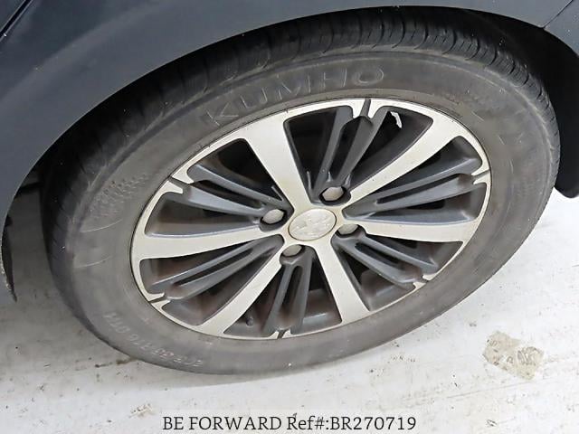 
								PEUGEOT 208 full									