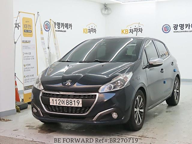 
								PEUGEOT 208 full									