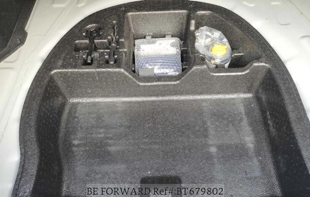 
								HYUNDAI AVANTE full									