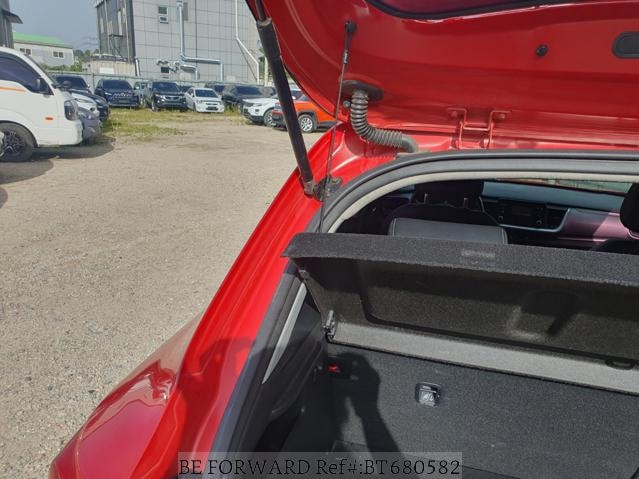 
								KIA STONIC full									