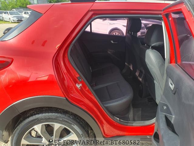 
								KIA STONIC full									