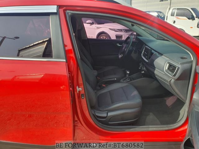 
								KIA STONIC full									