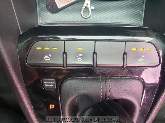 
								KIA STONIC full									