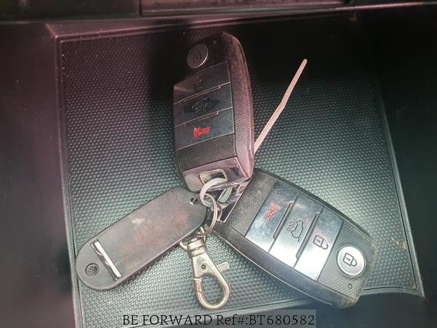 
								KIA STONIC full									