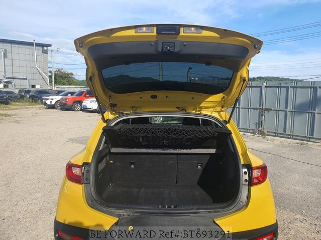 
								KIA STONIC full									