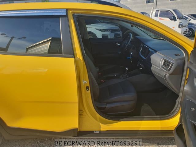 
								KIA STONIC full									