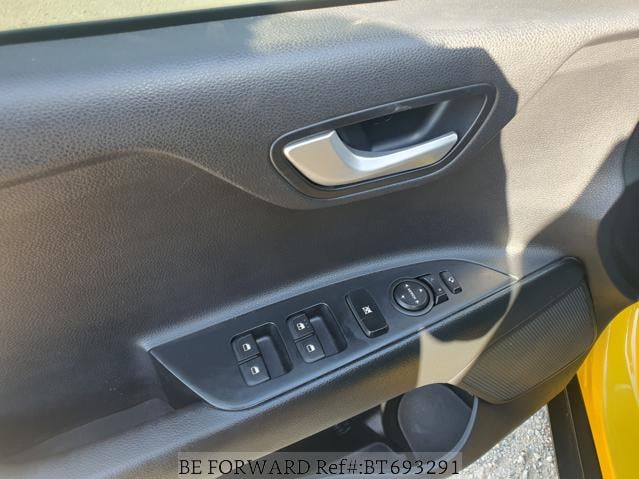 
								KIA STONIC full									