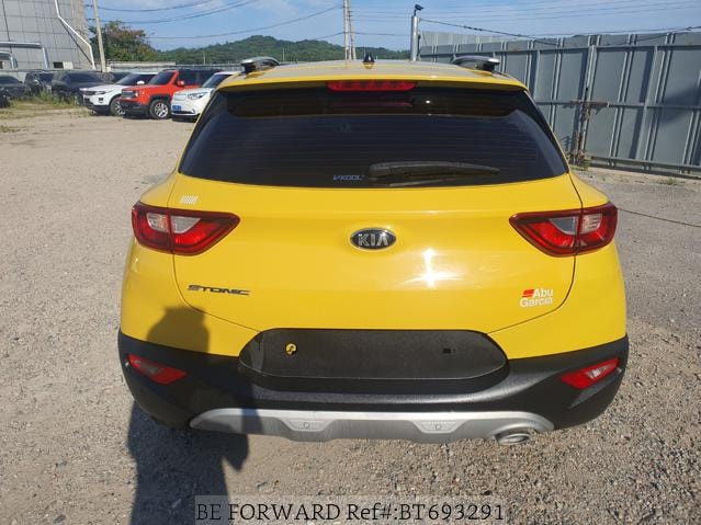 
								KIA STONIC full									