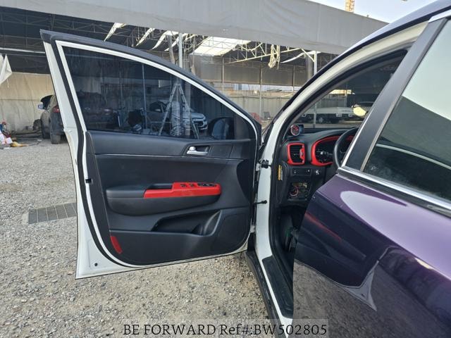
								KIA SPORTAGE full									
