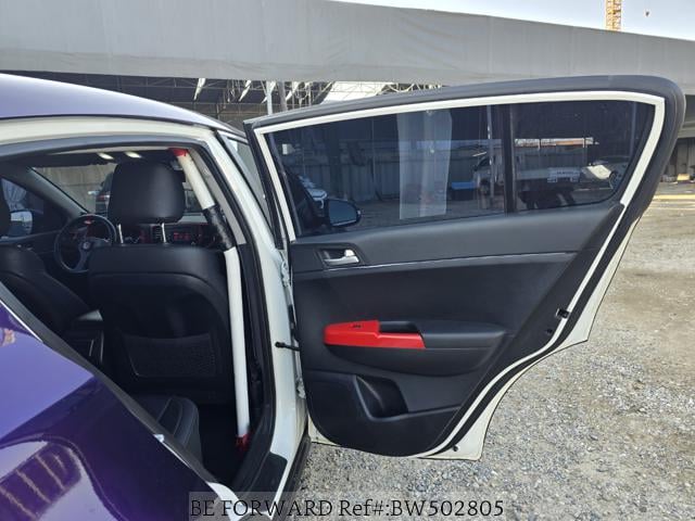 
								KIA SPORTAGE full									