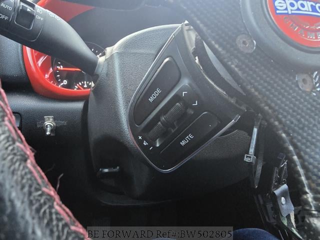 
								KIA SPORTAGE full									