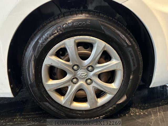 
								HYUNDAI ACCENT 2015 full									