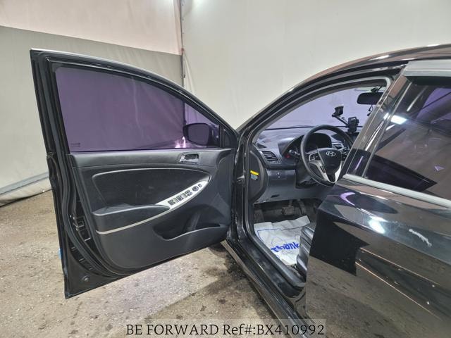 
								HYUNDAI ACCENT full									