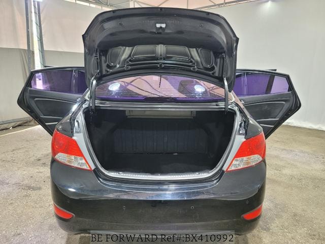 
								HYUNDAI ACCENT full									