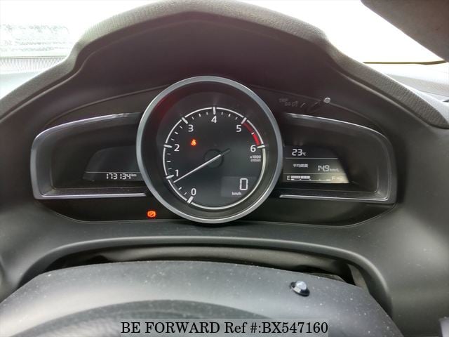 
								MAZDA AXELA 2017 full									