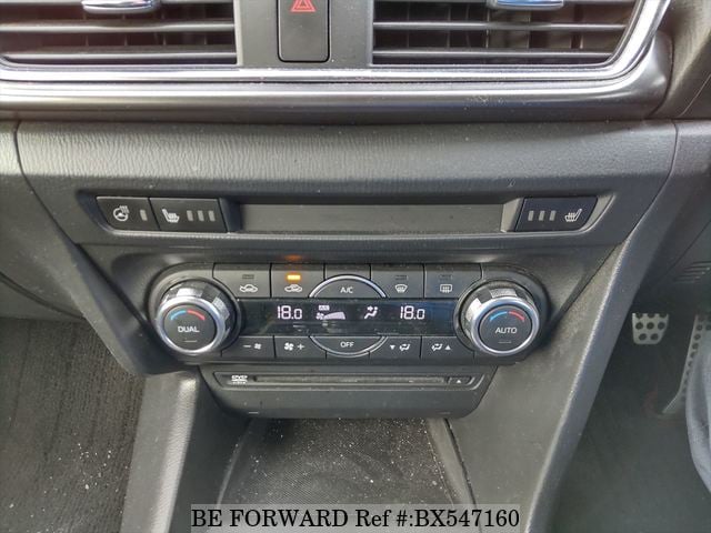 
								MAZDA AXELA 2017 full									