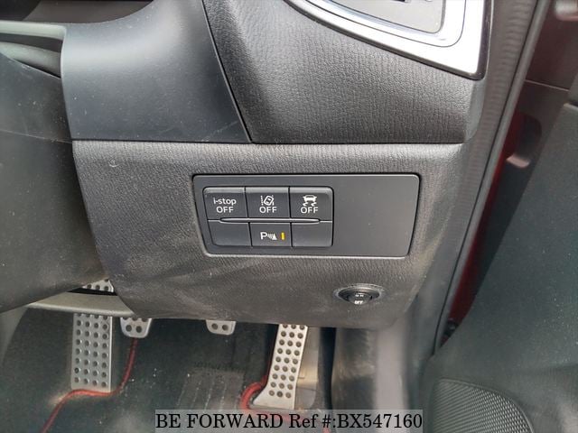 
								MAZDA AXELA 2017 full									