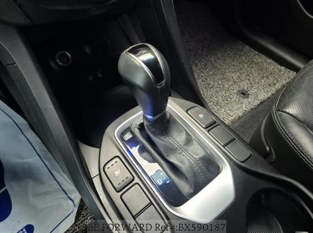
								HYUNDAI SANTA FE full									