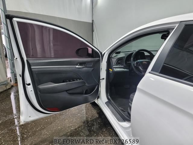 
								HYUNDAI AVANTE full									