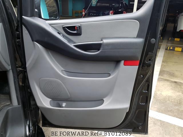 
								HYUNDAI GRAND STAREX full									