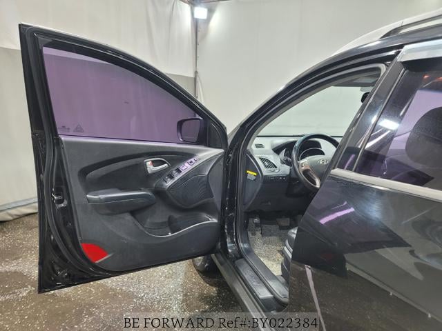 
								HYUNDAI NEW TUCSON full									