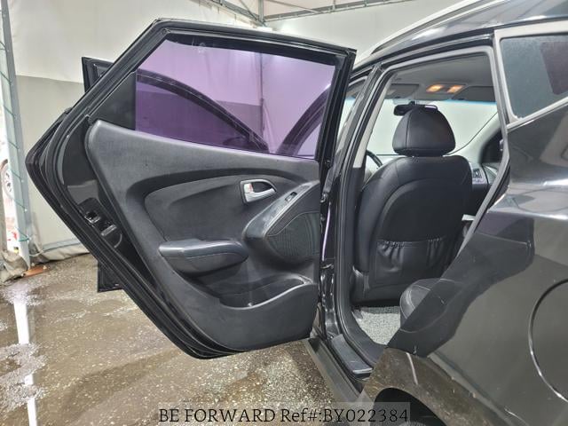 
								HYUNDAI NEW TUCSON full									