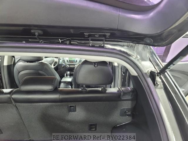 
								HYUNDAI NEW TUCSON full									