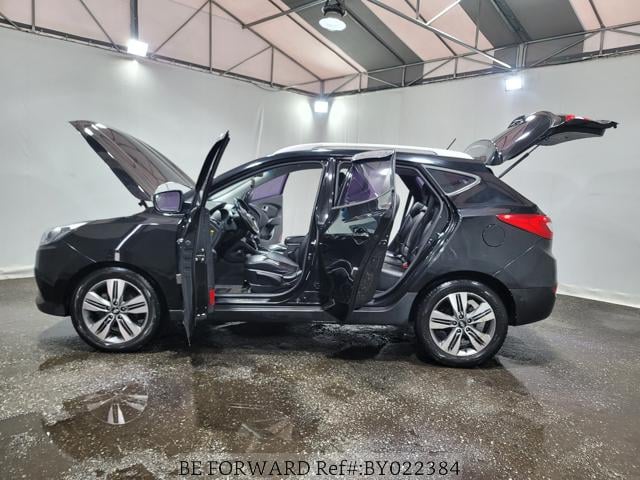 
								HYUNDAI NEW TUCSON full									