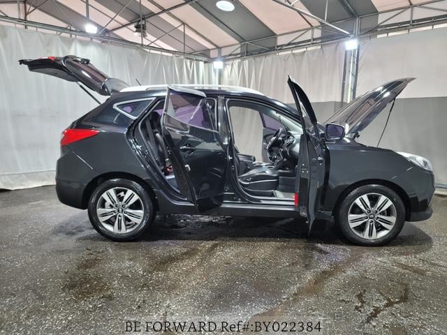 
								HYUNDAI NEW TUCSON full									