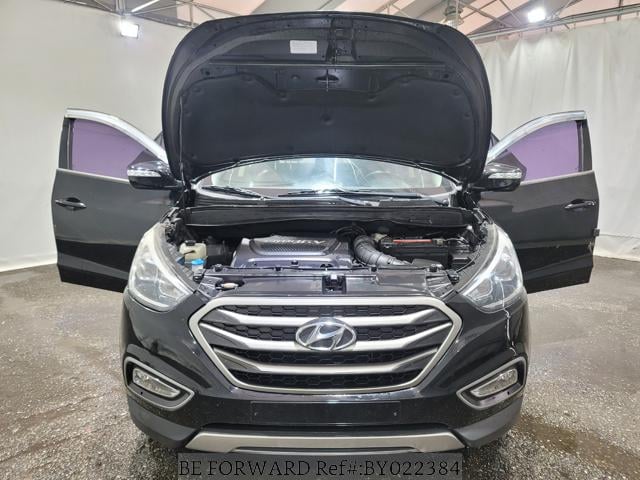 
								HYUNDAI NEW TUCSON full									